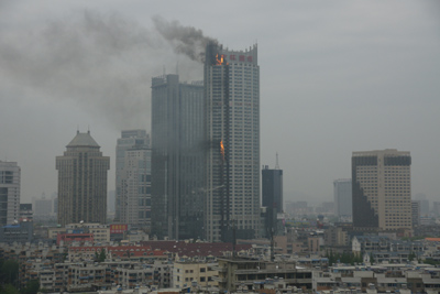 20��犺�������һ�l�����c(di��n)ȼ��픲����ٰ˂�(g��)����ķ��g�����Կ������������ǻ��牋�������ȼ���˽�1��(g��)С�r(sh��)��Ŀǰ���w���ԭ��͂�����r����