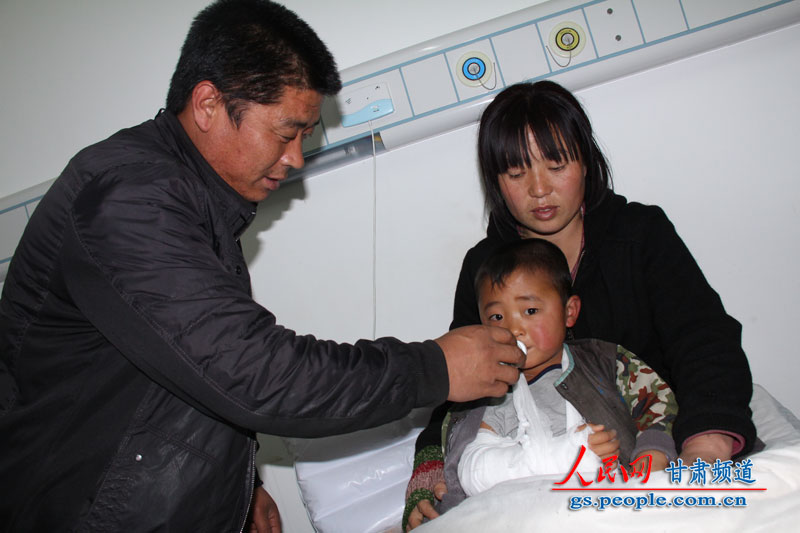 �����t(y��)Ժ�����ί����܂���ͯ���丸ĸ���o(h��)����߅ (�wҰ �z��