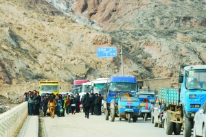 ��·�R�r���]��