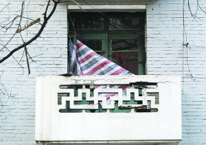 ����������Ϙ��������˺ܶ����˵����E