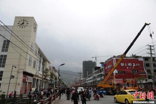 4��21�����Ĵ��Ű����Jɽ�h������������������늾��U��(sh��)ʩ���U(xi��n)��Ԯ�������̘I(y��)�ǵĕr(sh��)状�����8�r(sh��)2�֡�������l(f��) ꐳ� �z