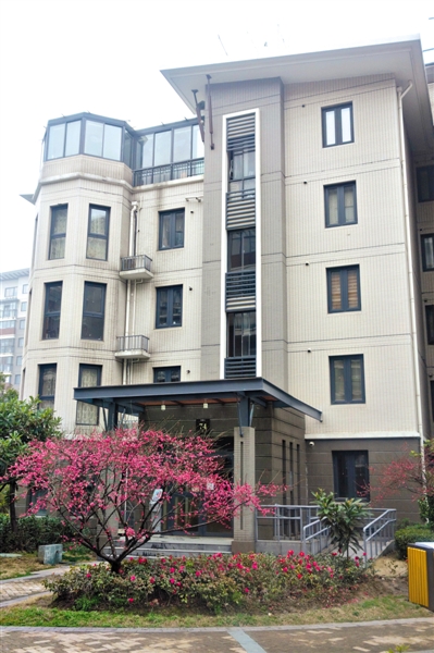 �o�a�I���^(q��)ɽ�Z�y��74̖������Ԫ��ס401���S�ӽ�������