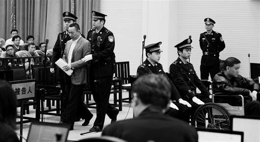 �D�飺����܊��5�˰�ͥ���F(xi��n)��(ch��ng)