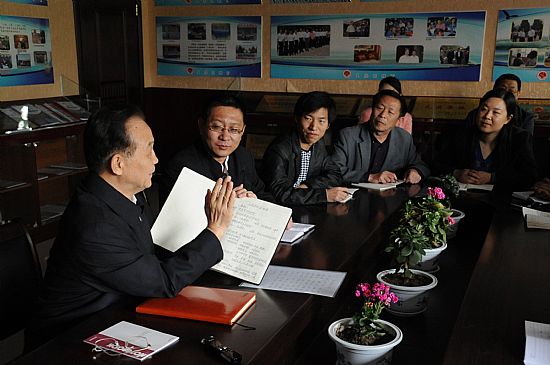 2014��4��16���������ؼҌ��c�������ЌW(xu��)�̎���Մ�r��̎���չʾ�Լ��ĵ����n���n�Pӛ�������DƬ��Դ���������ЌW(xu��)�W(w��ng)վ��