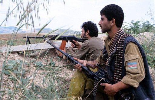 阿塞拜疆與亞美尼亞領(lǐng)土沖突升級(jí) 已致18人死