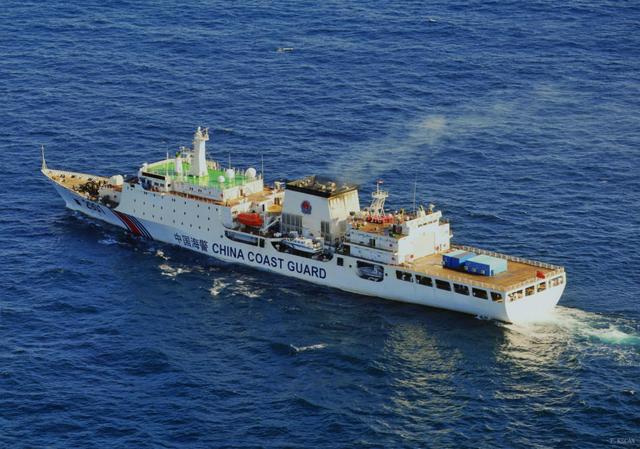 中國3艘海警船和海洋調(diào)查船同時進入釣魚島海域