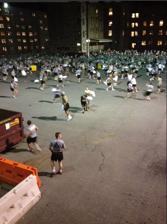 ���c܊У���^���(zh��n)׃��Ⱥ��