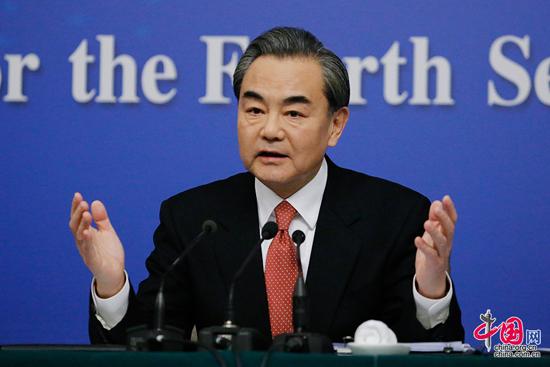 圖為外交部部長(zhǎng)王毅。 中國(guó)網(wǎng)記者 牛博攝影