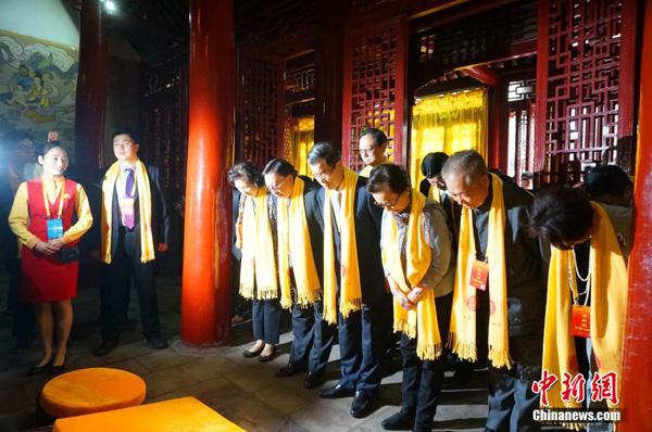 ���f�˾��׻ʵ۹���Ӱ����� ʒ�f�L����