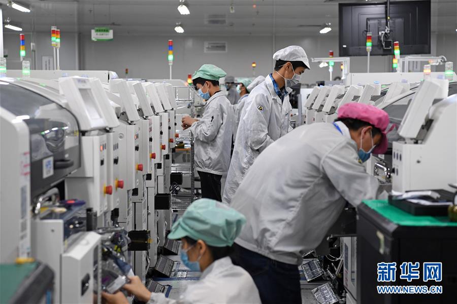 (在習近平新時代中國特色社會主義思想指引下——新時代新作為新篇章·習近平總書記關切事·圖文互動)(1)“世界工廠”的機器聲逐漸響起來——鞏固防控效果有序推進復工復產紀實