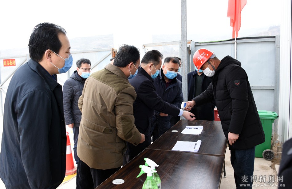 ï¼å¨é¿åææ±10ä¸å¨é«ç«¯æè¬æ±ç¤ºèé¡¹ç®æ½å·¥ç°åºç£æ¥å¤å·¥å¼å·¥åç«æ
鲿§æªæ½è½å®æ
åµï¼