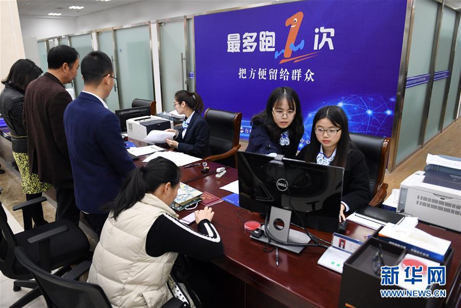 �����Aȫý�^�l������ӛ�Ƅ�(d��ng)�ĸĸ���߅�¡������w�Ƹĸ�ƪ���D�Ļ���(d��ng)����12���،���׷����һ���¡�